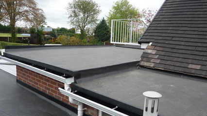 Toiture Impact - House with a flat roof - Elastomeric membrane